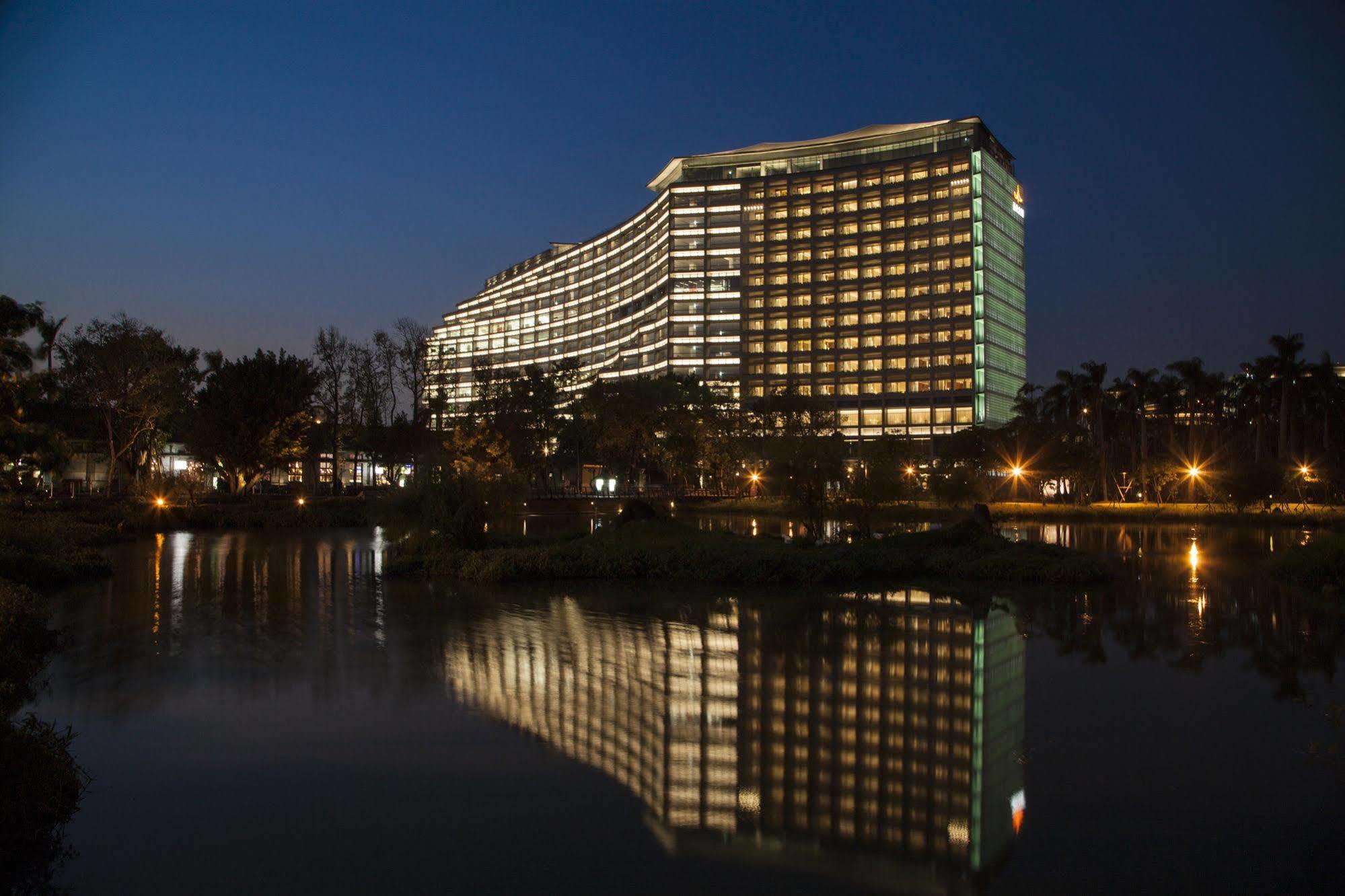 Eslite Hotel Taipei Exterior photo